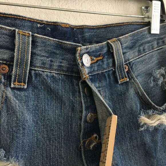 Furst Of A Kind Levi's Womens 28 Denim Shorts Distressed Button Fly Cotton - Picture 7 of 16